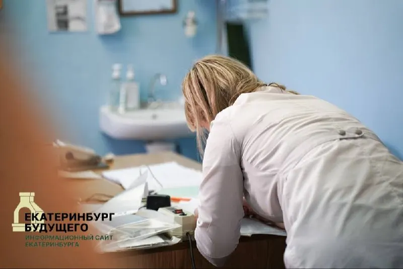 Единственную больницу города планируют присоединить к медучреждению в Серове — до ближайшей полноценной больницы около 70 км. Под сокращение попали 87 сотрудников, медики получили уведомления о реорганизации.