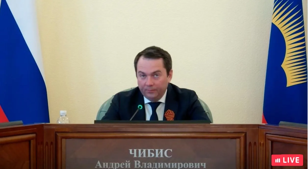 Глава региона отметил, что ответственность за ситуацию в медучреждениях лежит не только на больницах, но и на Минздраве; у него «много вопросов к медицине».