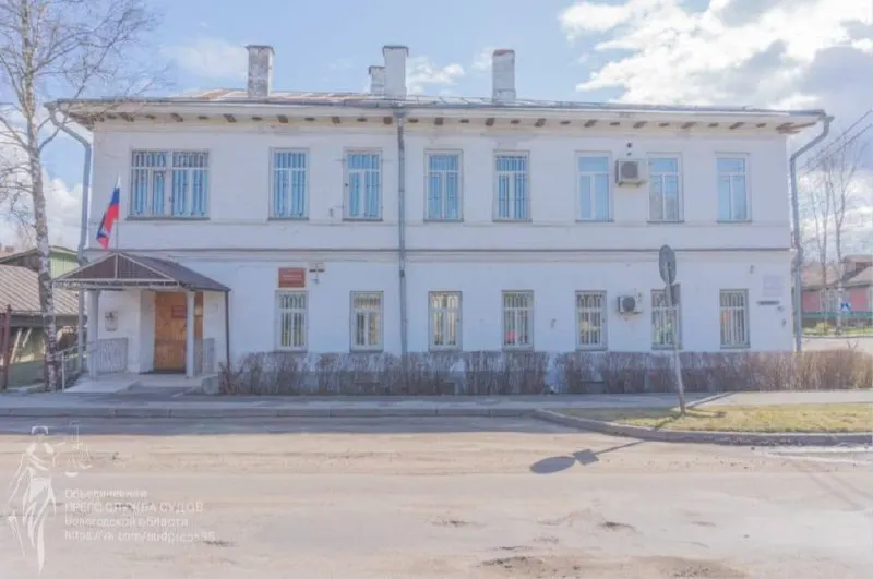 Суд обязал региональный Минздрав компенсировать моральный вред жительнице Белозерска из‑за несвоевременной выдачи жизненно необходимого препарата.