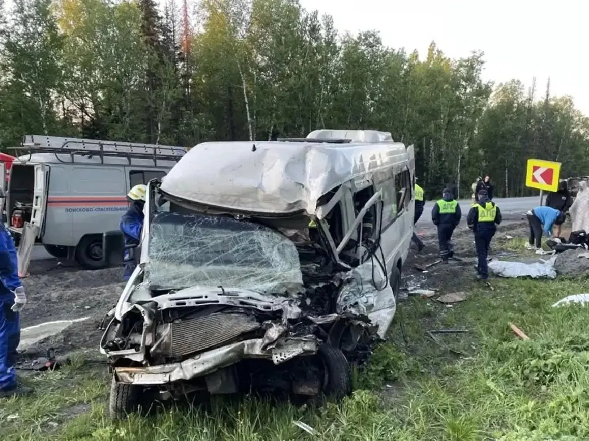 Старший брат приехал в Златоуст, он регулярно сообщает о состоянии Дениса — врачи отмечают положительную динамику, но выписка ещё не планируется. Семья организовала сбор средств по просьбам людей.