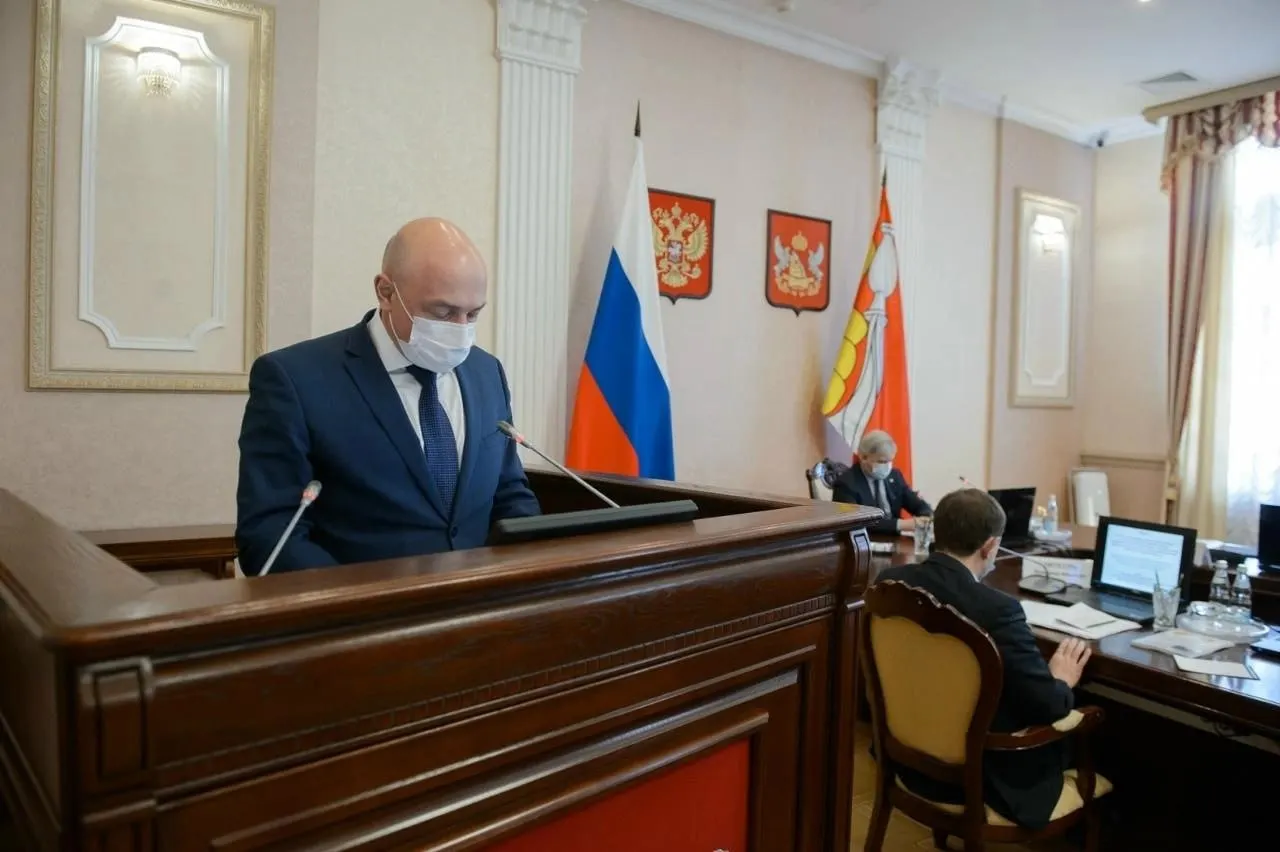 Бывший заместитель министра здравоохранения Воронежской области Олег Минаков временно возглавил территориальный фонд обязательного медицинского страхования Самарской области.