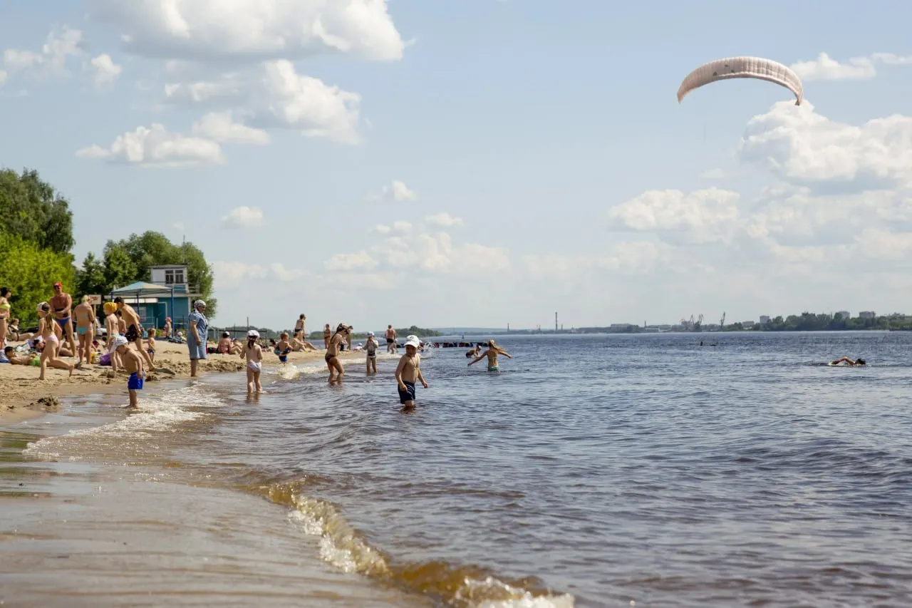 Пробами с 24 пляжей в 9 акваториях установили, что для купания пригодны только четыре водоема: Ольгинский, Ратном, Снетковский и Петровский.