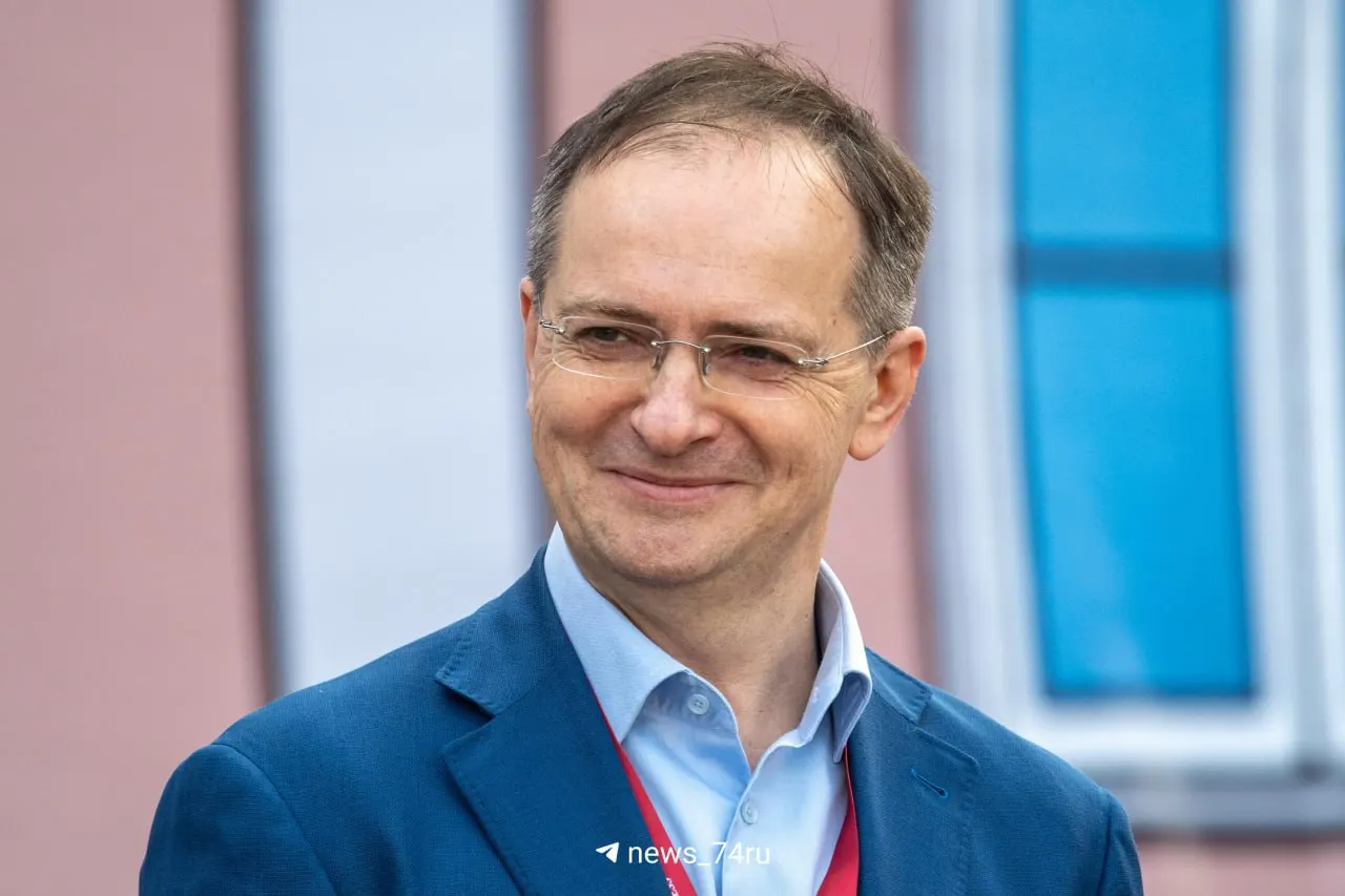 Помощник президента предложил обязать выпускников, обучавшихся за государственный счёт, отрабатывать по распределению и допустить участие работодателей в формировании образовательных программ.