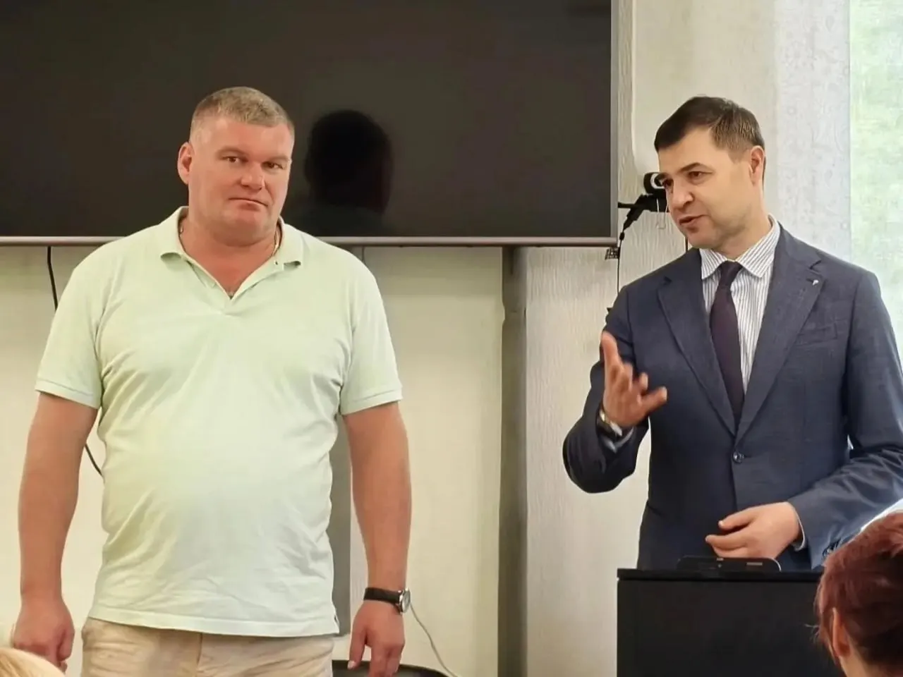 Артем Ваштаев возглавил городскую клиническую больницу №3. Ранее он десять лет был заместителем главврача по медчасти Центральной клинической больницы; министр отметил его опыт как хирурга и организатора здравоохранения.