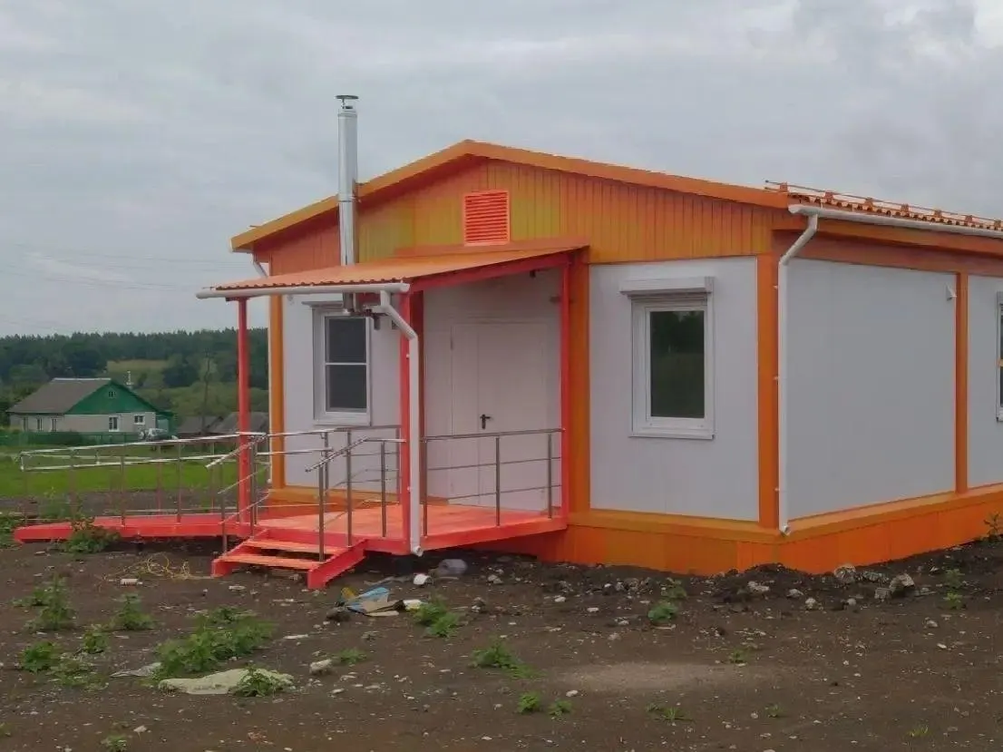 В селе Максы в Сараевском районе Рязанской области завершили строительство фельдшерско-акушерского пункта. Местным жителям станут доступнее медицинские услуги.