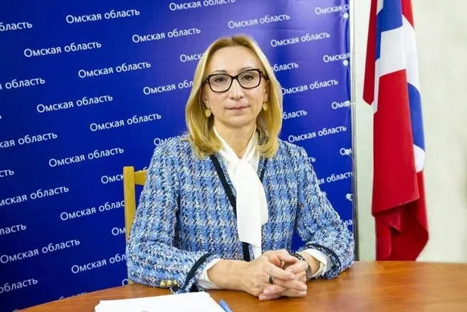 Губернатор Омской области назначил Ирину Варнавскую заместителем председателя правительства региона. Помимо руководства Минтруда она будет курировать Минздрав и территориальный фонд ОМС; Алексей Ромахин перейдёт к вопросам безопасности области.