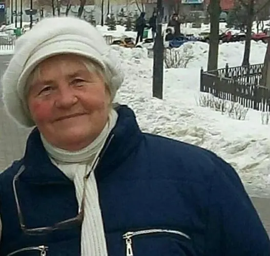 71‑летняя Галина Довгополая после краткой госпитализации вернулась в колонию, не может самостоятельно передвигаться и нуждается в инвалидной коляске.