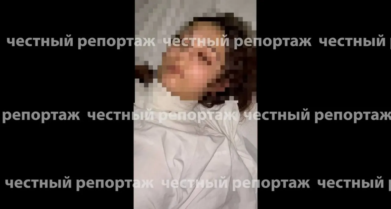 16-летняя одноклассница напала на двух сестёр; старшая остаётся в реанимации, врачи ведут борьбу за её восстановление. Мать настаивает на сохранении вместе и лечении в регионе.