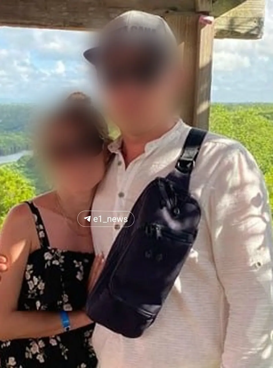 Семья из поселка Пойковский ехала к родственникам с двумя детьми: старшему три года, младшему пять месяцев; в аварии малыш погиб, жена — в реанимации, отец — с травмами.
