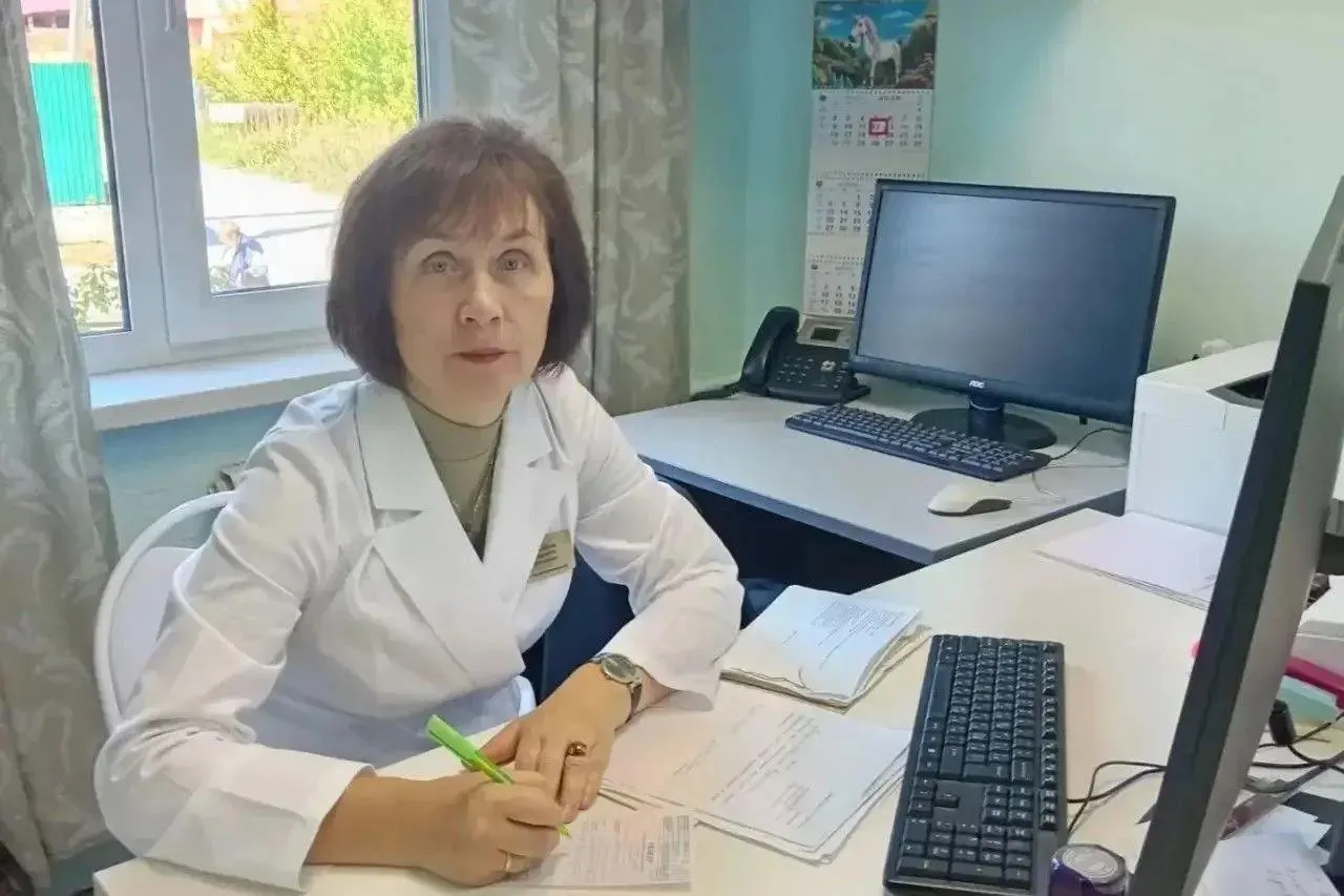 Врач Маргарита Горяшина из Иркутска победила в номинации всероссийского конкурса врачей и специалистов с высшим немедицинским образованием, за вклад в развитие эндокринологической службы Иркутской области.