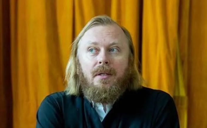 Почти 1,5 тысячи частных клиник отказались от проведения абортов; ситуация затрагивает более 30 регионов — данными делится церковная комиссия.