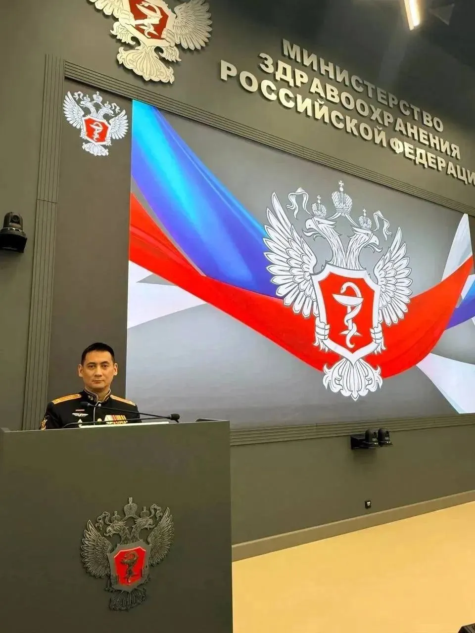 Артур Ли, начальник госпиталя в ЗАТО Заозерск, стал лауреатом всероссийского конкурса врачей в номинации «Лучший военный врач».