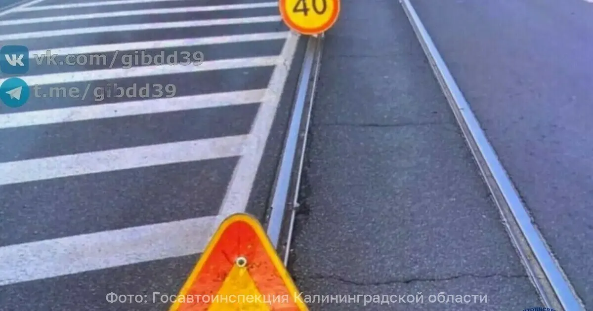 10-летний мальчик перебегал дорогу в неположенном месте и попал под автомобиль Hyundai. Женщина-медик остановила кровотечение и оказала первую помощь до прибытия скорой.