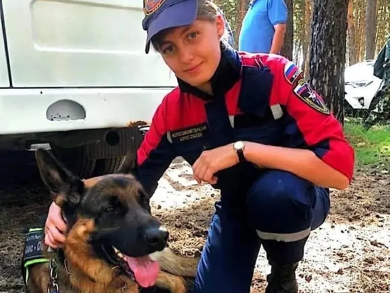 Уральские врачи борются за жизнь молодой сотрудницы полиции после того, как препарат, назначенный врачами, привел к ухудшению состояния.