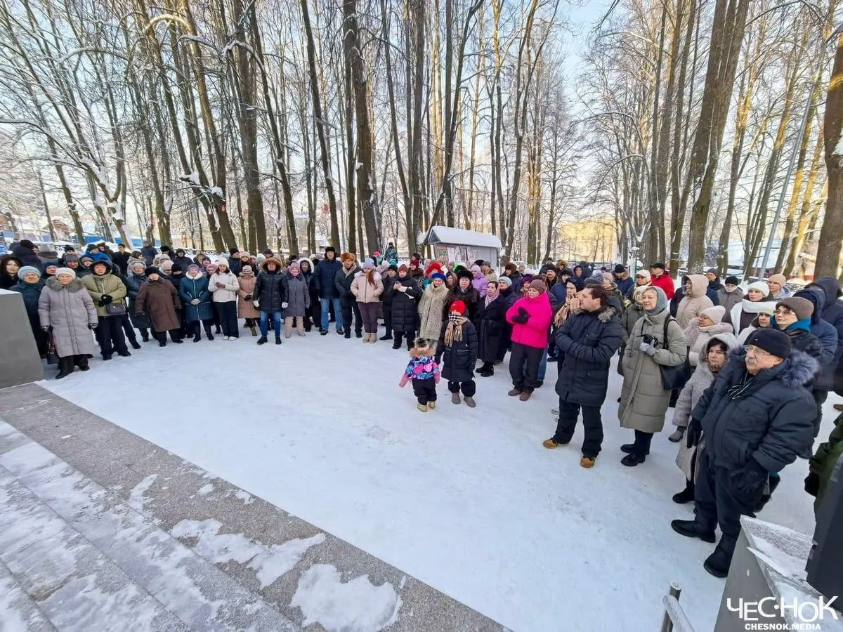 Во время визита в город глава региона потребовал подтвердить высказывания о финансировании роддома и пригрозил подать иск, если слова не подтвердятся.
