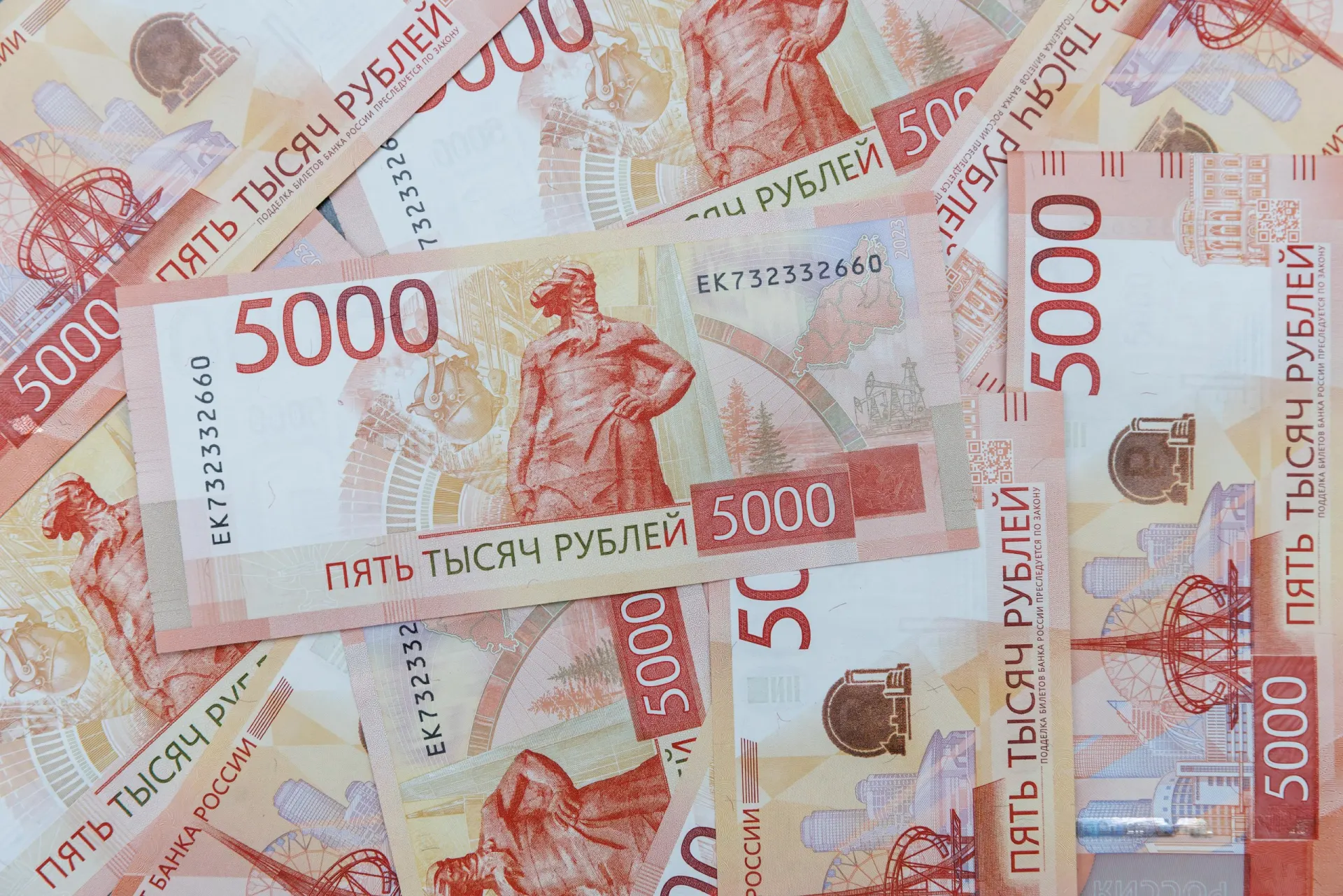 Женщина потратила на лечение более 400 тысяч рублей; сумма компенсации превысила 1 миллион.