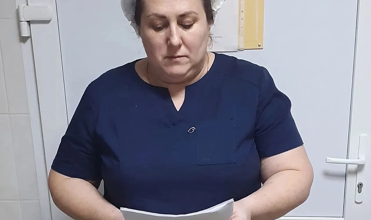 Восемь сотрудников требуют вернуть льготы после снижения класса вредности, что лишило их части надбавок и прав.