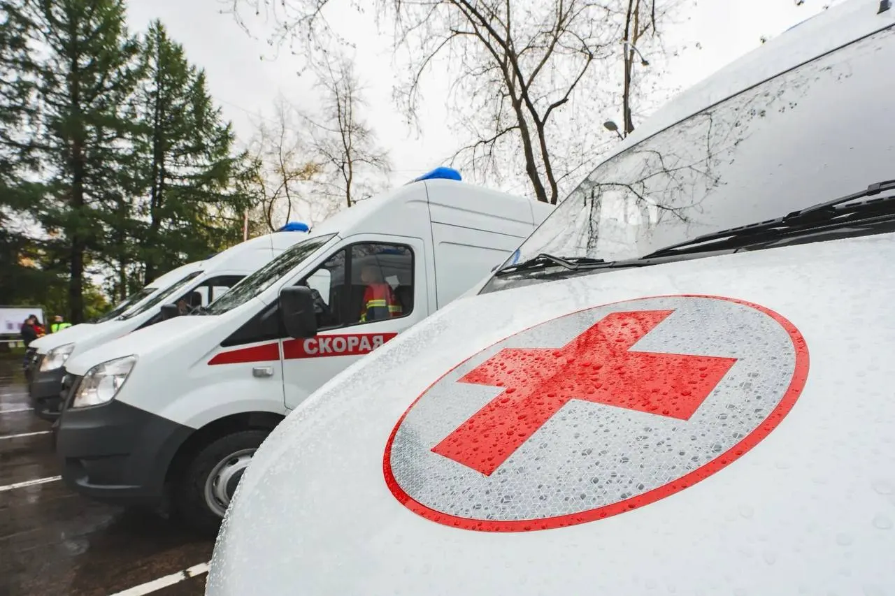 В регионе обновляют парк скорой помощи: к подстанциям направлены новые автомобили, всего поступило девять машин — две на подстанцию Мурманска и по одной в Североморск, Ревду, Мончегорск, Кировск, Кандалакшу, Мурмаши и Никель.
