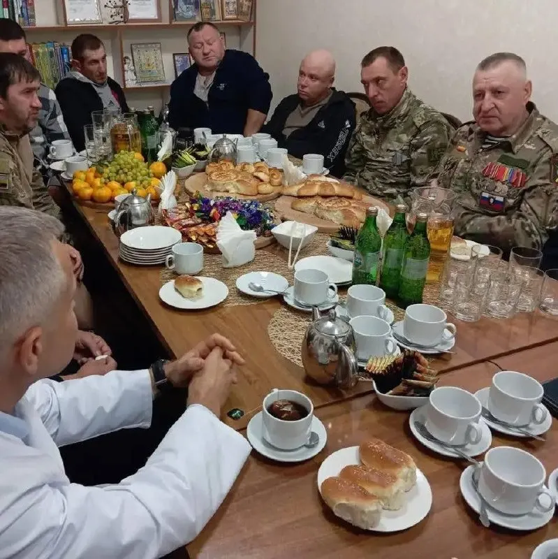 Правительство Курской области сообщает, что 10 участников войны проходят реабилитацию в санатории; на программу выделено 700 тысяч рублей.